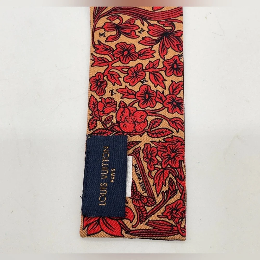 LOUIS VUITTON bandeau BB jew De Louis scarf beige multicolor Red Silk